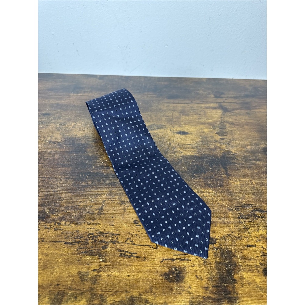 Authentic Gucci Tie Mens Navy Blue Diamond Silk Vintage GG Crest Italy